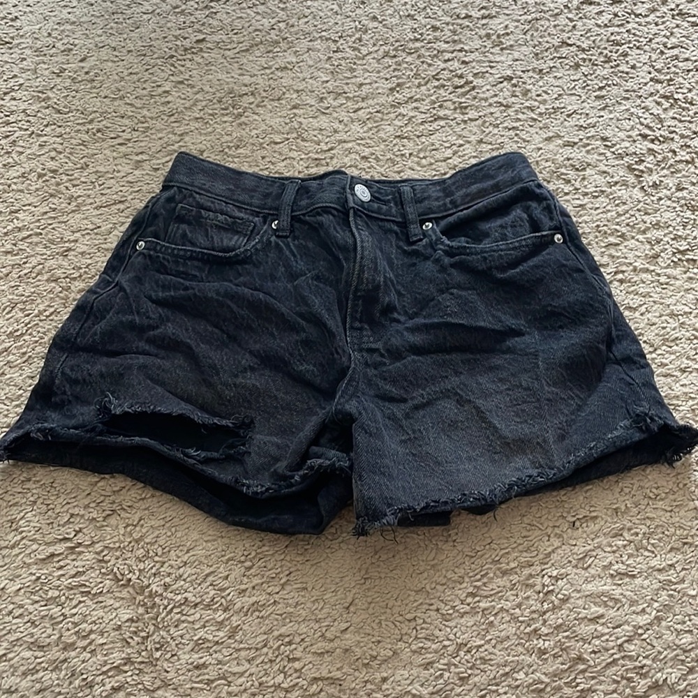 Black old navy ripped Jean shorts